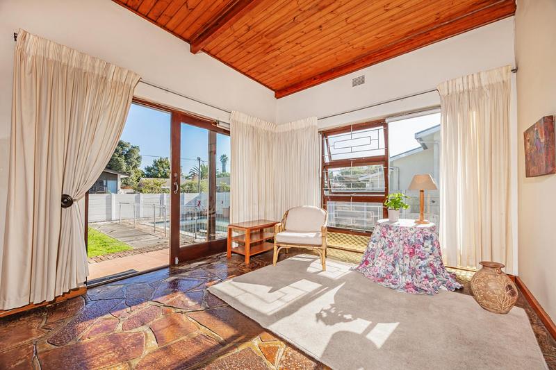 To Let 3 Bedroom Property for Rent in De La Haye Western Cape